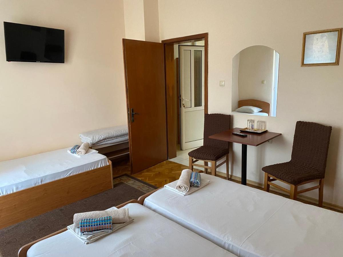 Family Hotel "May" Petrich  Luaran gambar
