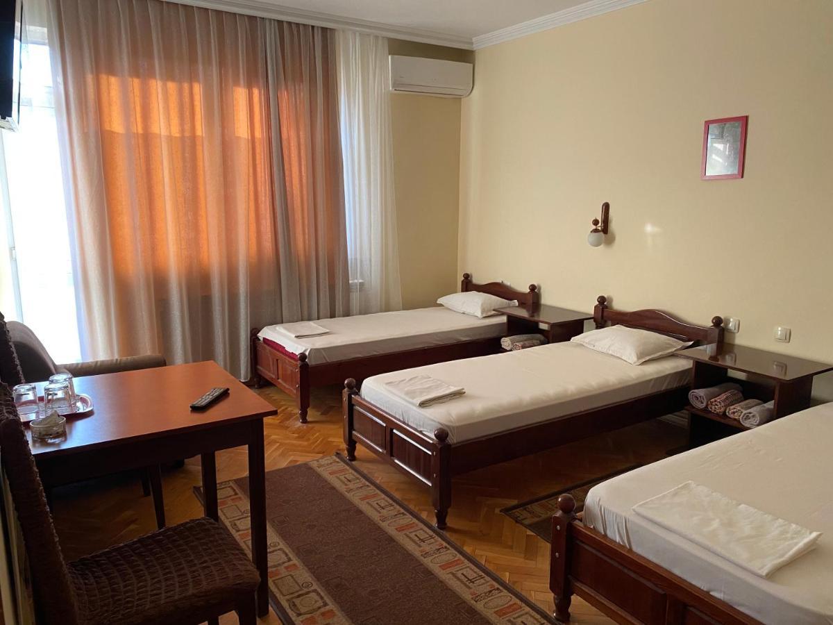 Family Hotel "May" Petrich  Luaran gambar